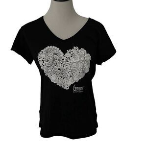 Safon Women’s size XXL Heart Tee